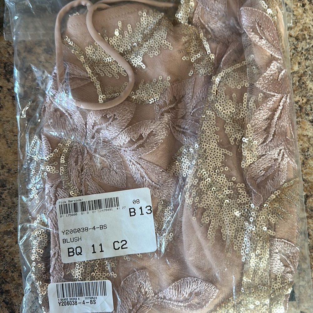 Tank Top - Picture 2 of 4